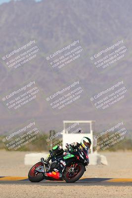 media/Dec-09-2023-SoCal Trackdays (Sat) [[76a8ac2686]]/Turn 4 Set 1 (1120am)/